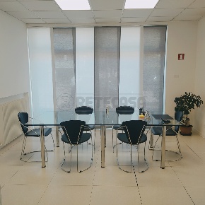 Foto Ufficio a Casale sul Sile Centro di 120 m² con 5 locali in affitto