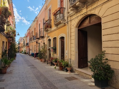 Foto Locale commerciale a Cagliari Villanova di 57 m² con 1 locali