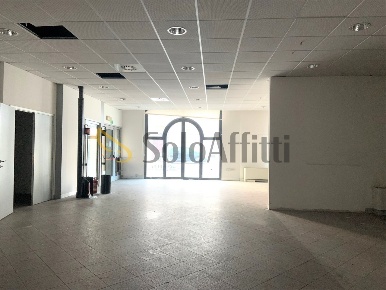 Foto Ufficio in Viale Ciro Menotti, Modena Musicisti di 250 m² con 4 locali