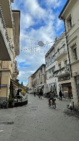 Foto Locale commerciale in Via Giuseppe Garibaldi, Rimini Centro Storico