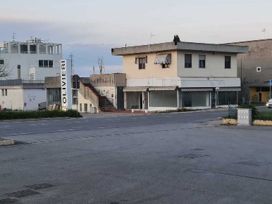 Foto Magazzino in Via Marecchiese 273b, Rimini Padulli in affitto