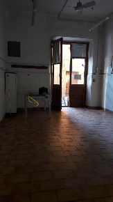 Foto Locale commerciale in VIA SALICOTTO, Siena Piazza del Campo - Duprè