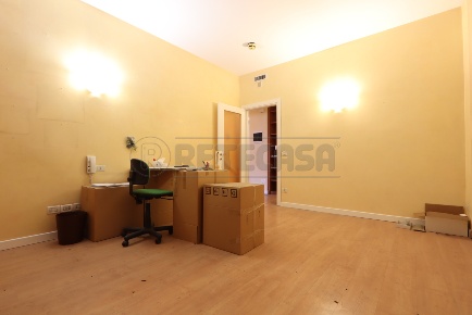 Foto Ufficio in Viale Milano, Vicenza di 183 m² con 9 locali in vendita