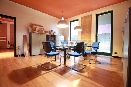 Foto Ufficio in Via Madonnetta 64, Montecchio Maggiore di 157 m² in vendita