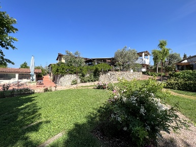 Foto Agriturismo a Castelnuovo Magra Colombiera Molicciara di 295 m²