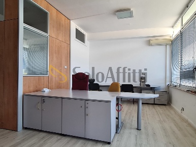 Foto Ufficio in Via Puglie, Montesilvano Villa Verrocchio di 61 m²
