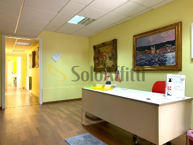 Foto Ufficio a Catanzaro Sant'Antonio - De Filippis di 190 m² con 5 locali