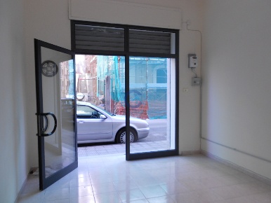 Foto Locale commerciale a Catanzaro Centro Storico di 20 m² con 1 locali