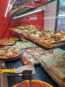 Foto Attività commerciale in Via Roma 35, Alassio Via Roma, Borgo Barusso