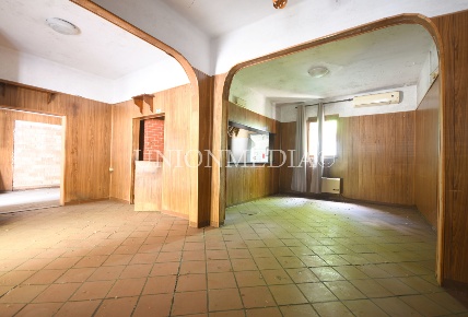Foto Locale commerciale in Via Provinciale, Arcola di 70 m² con 3 locali