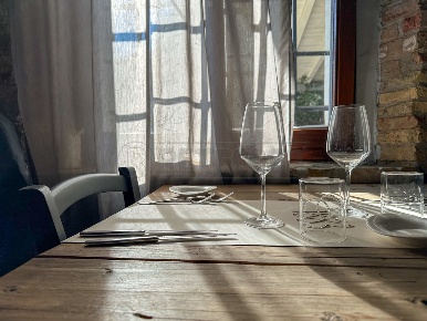 Foto Locale commerciale in VIA MERCATO 5, Cervignano del Friuli Centro