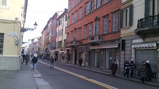 Foto Ufficio in Strada Giuseppe Garibaldi 27, Parma Centro Storico di 40 m²