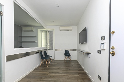 Foto Ufficio in Via Ciro Menotti 51, Genova Sestri Ponente di 76 m²