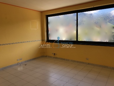 Foto Ufficio in Via Fratelli Rosselli 23, Massa Centro di 55 m² in vendita