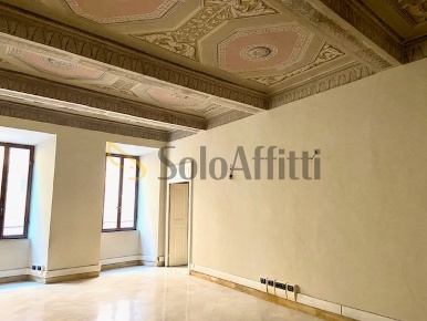 Foto Ufficio in Via dei Montanini, Siena Lizza - Camollia di 140 m²