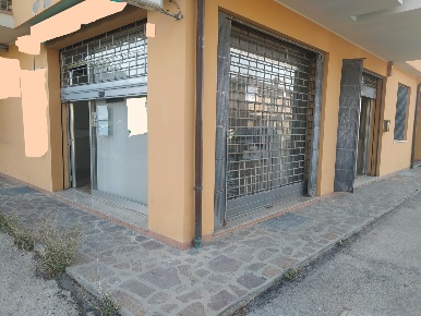 Foto Locale commerciale in Via Volontari della Libertà 11, San Vito