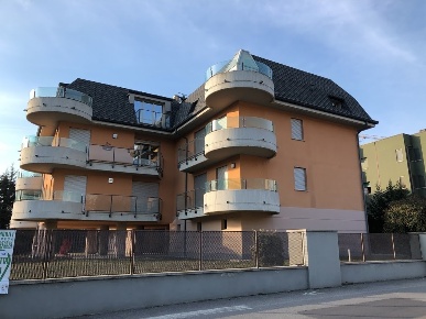 Foto Ufficio in Via Massimo D'Azeglio 20, Lodi Fanfani di 98 m² in affitto