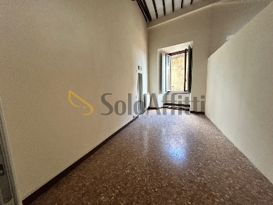 Foto Ufficio a Siena Provenzano di 171 m² con 5 locali in affitto