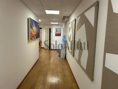 Foto Ufficio a Pescara Tirino di 140 m² con 5 locali in affitto