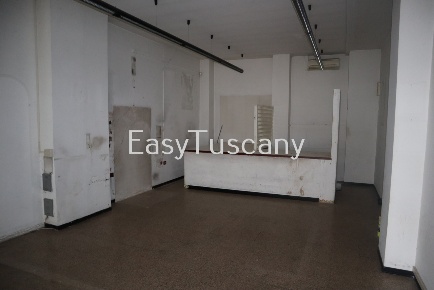 Foto Locale commerciale a Lucca San Marco - Acquacalda di 80 m² in vendita