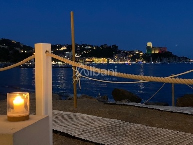 Foto Attività commerciale a Lerici Lerici Paese di 55 m² con 3 locali