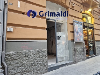 Foto Attività commerciale a Napoli di 50 m² con 1 locali in affitto