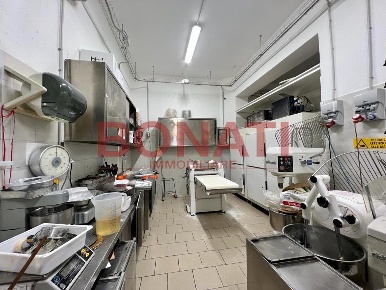 Foto Locale commerciale in Via Napoli 27, La Spezia Centro Storico