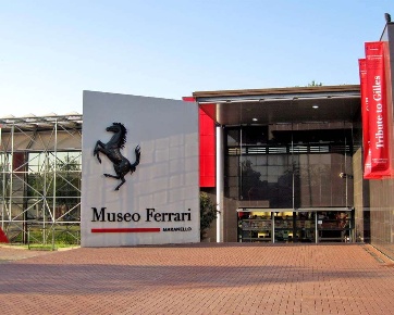 Foto Negozio in via Dino Ferrari 18, Maranello Centro di 110 m² in affitto