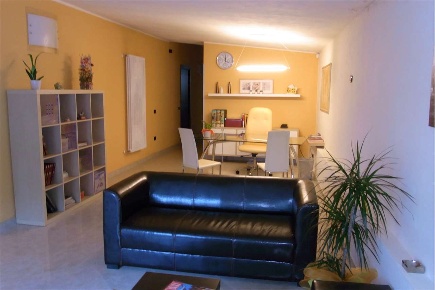 Foto Ufficio in via della stazione, Porcari Centro di 90 m² con 4 locali