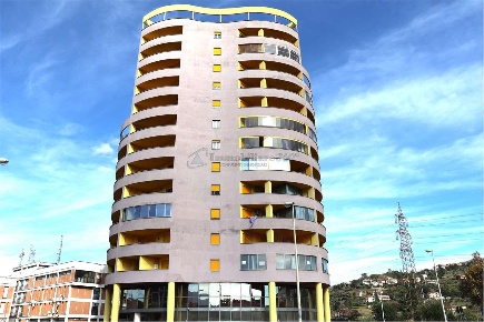 Foto Ufficio in Via Barrio snc, Cosenza Popilia - Vagliolise di 79 m²