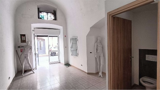 Foto Negozio a Capurso di 22 m² con 1 locali in affitto