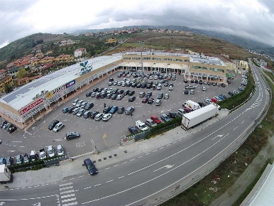 Foto Ufficio in Via Campo dei fiori, Settingiano di 38 m² con 2 locali