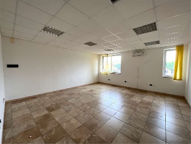 Foto Ufficio in Via Dalmazia 21, Brindisi Commenda di 136 m² con 6 locali