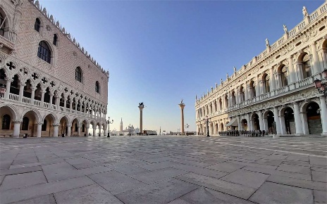 Foto Attività commerciale in C. Crosera, Venezia San Polo di 100 m²