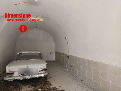 Foto Magazzino in Via Polvica, San Felice a Cancello di 50 m² con 1 locali