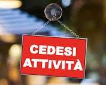 Foto Negozio in via della Scuola 134, Perugia di 70 m² con 1 locali