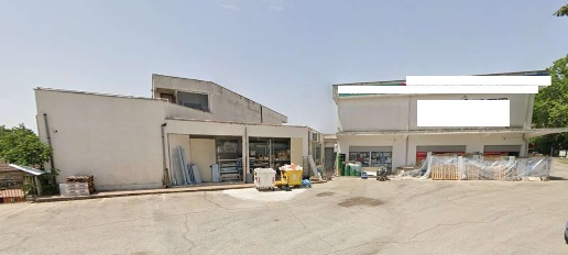 Foto Negozio in Via Quadrelle 2, Palestrina Centro di 1000 m² con 4 locali