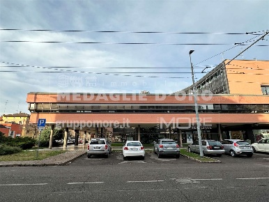 Foto Ufficio in ad.ze via Sassi, Modena Buon Pastore - Parco Amendola