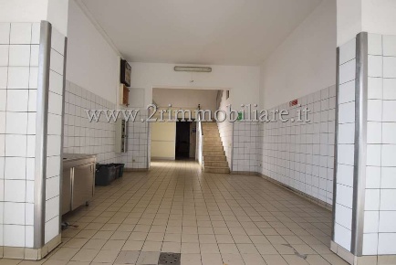 Foto Ufficio in Piazza Macello, Mazara del Vallo di 550 m² con 8 locali