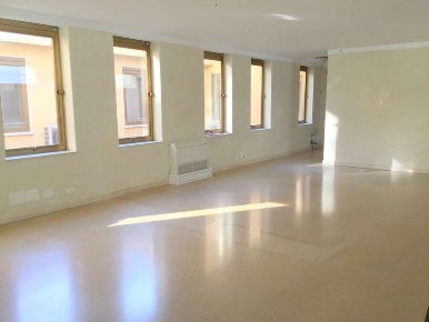 Foto Ufficio in Via circonvallazione  1, Venezia Mestre di 100 m²