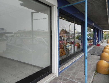 Foto Negozio in via Emilia per Cesena 1, Bertinoro di 1437 m² con 1 locali