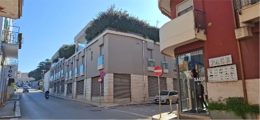 Foto Ufficio a Conversano di 210 m² con 5 locali in affitto
