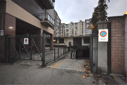 Foto Magazzino in Via Arnaldo da Brescia  38, Torino Lingotto di 350 m²