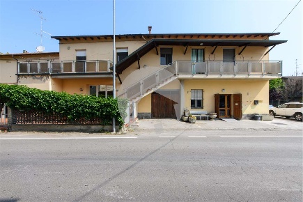 Foto Magazzino in Via Ferrante Bertocchi 4, Reggio nell'Emilia di 70 m²