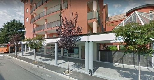 Foto Negozio in Via della Ricordanza 1, Busto Arsizio Borsano di 110 m²
