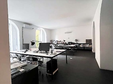 Foto Ufficio in Via Sirtori  15, Milano Porta Venezia di 15 m² con 1 locali