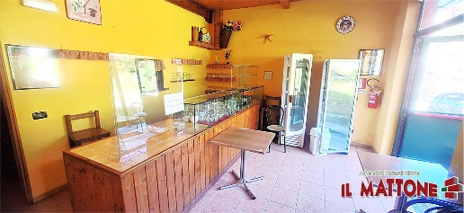 Foto Negozio in Via Ceresole, Frabosa Sottana Artesina di 120 m² in vendita