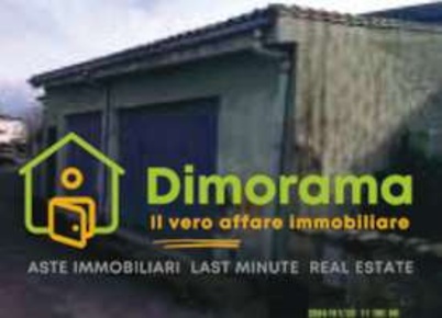 Foto Magazzino in Vico Primo Risorgimento n. 4-6-8 Lunamatrona (SU),