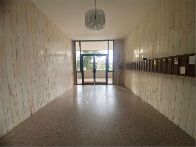 Foto Ufficio a Modena di 90 m² con 4 locali in vendita