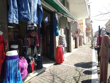 Foto Negozio in Via Duca degli Abruzzi, Ladispoli Centro di 50 m²